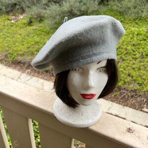 Authentic Basque sage wool beret